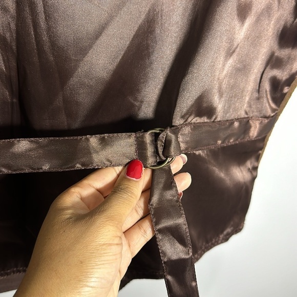 Vintage Womens Leather Vest Size XL Cowgirl Festival Country Concert Adjustable - Picture 11 of 12